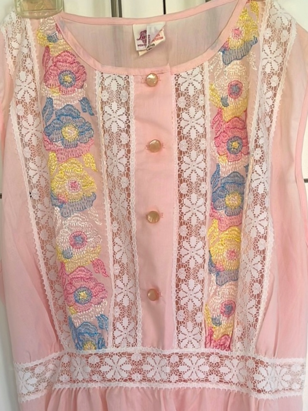 Vintage Lov Lee Pink Lace Embroidery Nightgown Montreal Canada L - Picture 1 of 16